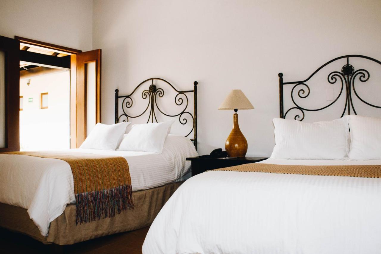 Hotel La Casona De Don Jorge Колима Екстериор снимка