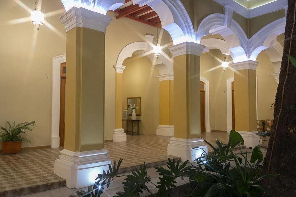 Hotel La Casona De Don Jorge Колима Екстериор снимка